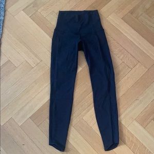 Lululemon leggings with cutout detail